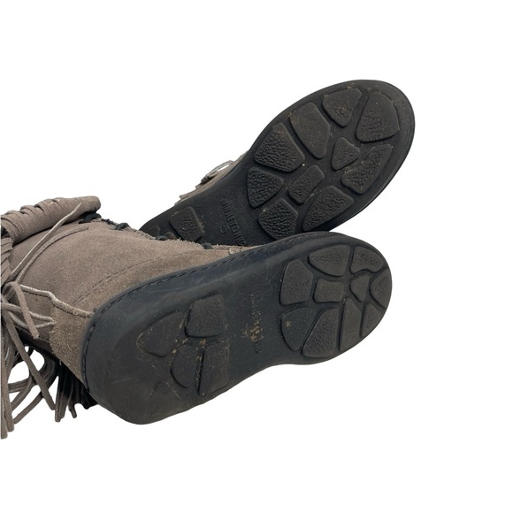 Minnetonka Tramper Boot Moccasins- Gray Suede Fringe Lace Up Boho Womens 5 - Picture 6 of 11